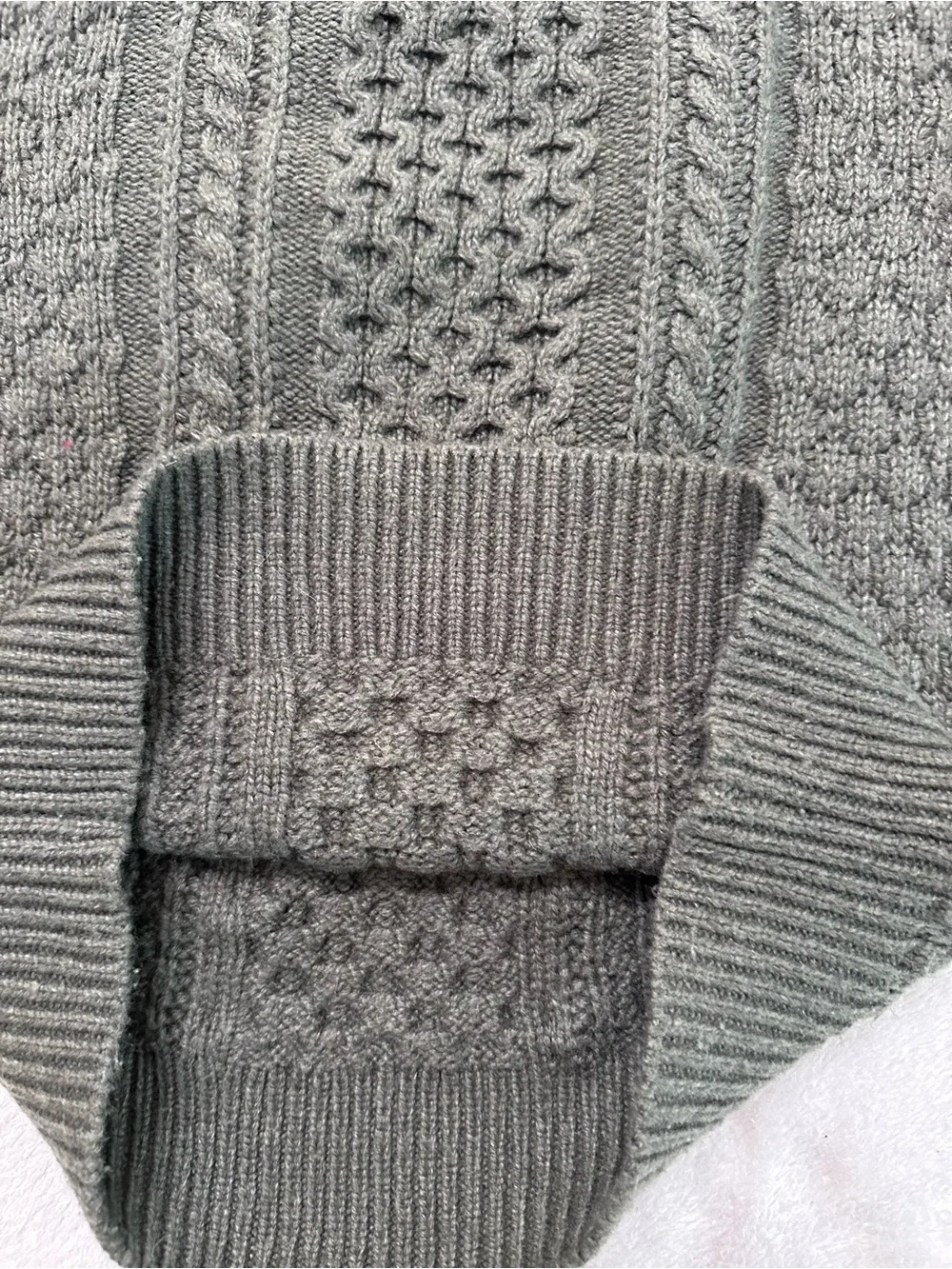 J.Crew Olive Green Cable Knit Sweater Women’s Crew Neck Pom Pom Textured Long XS